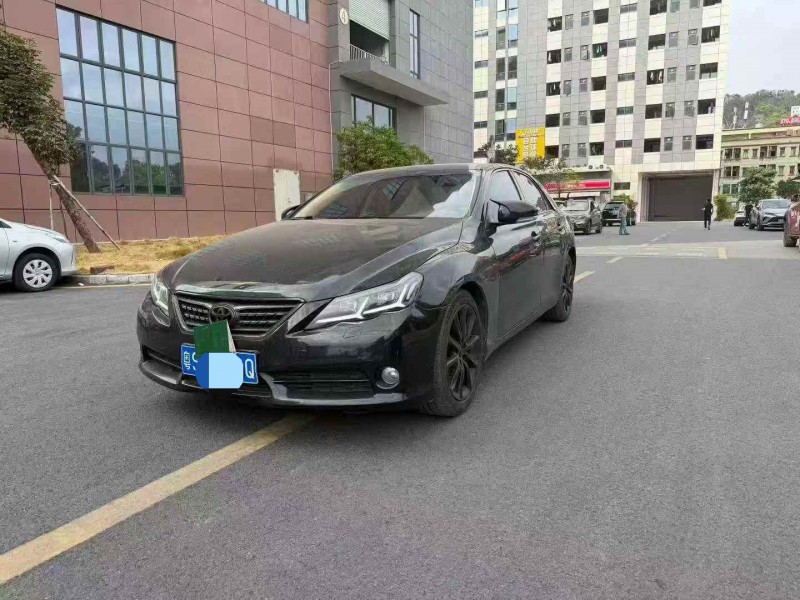 广州11年丰田锐志2