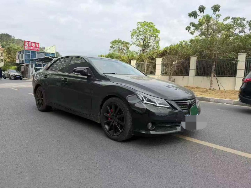 广州11年丰田锐志3