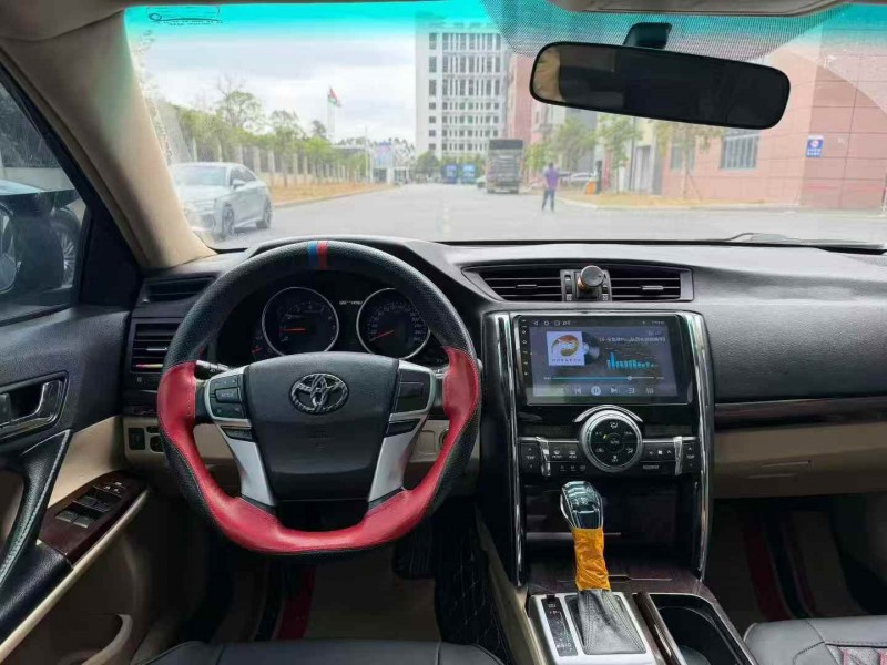 广州11年丰田锐志5