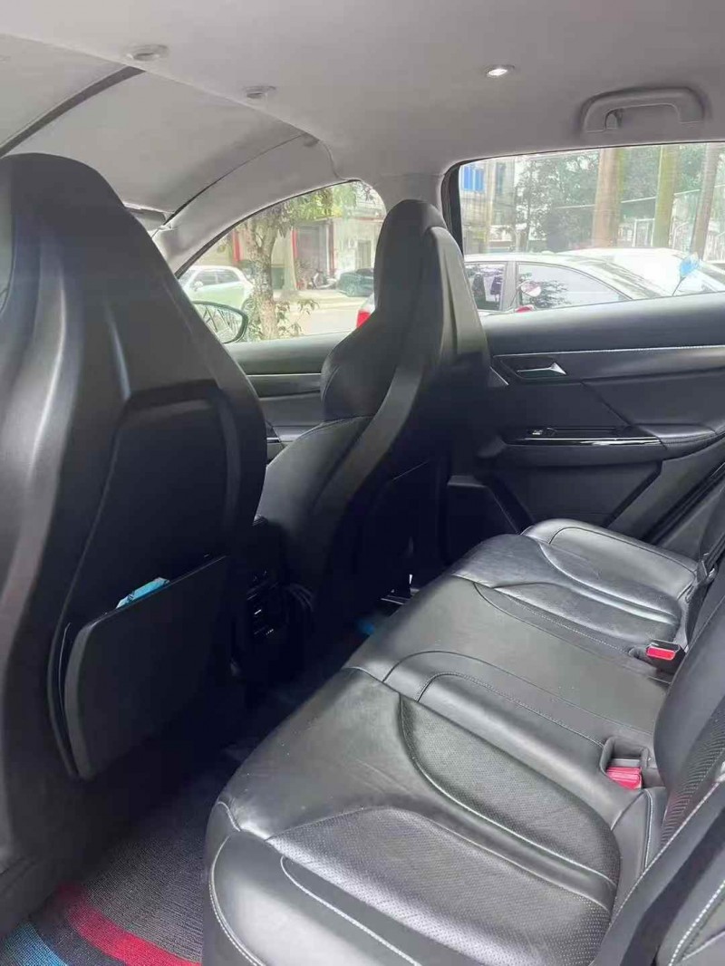 广州19年小鹏汽车G36