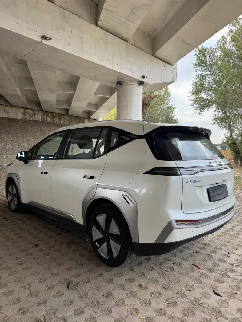 松原24年传祺埃安Y7