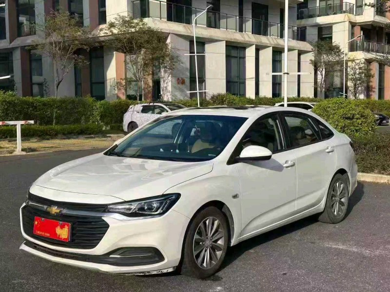 广州22年雪佛兰科鲁泽3