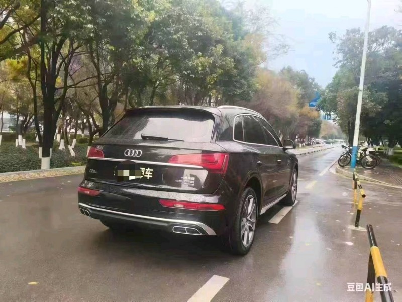 昆明21年奥迪Q55
