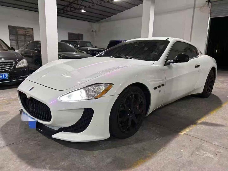 广州10年玛莎拉蒂GT2