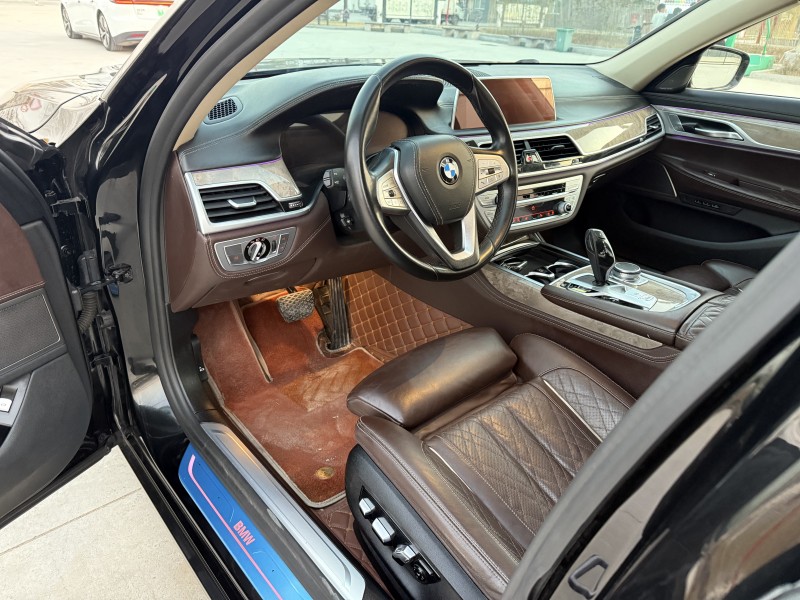 徐州21年宝马7系4