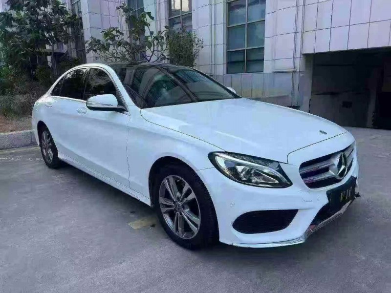 广州17年奔驰C3