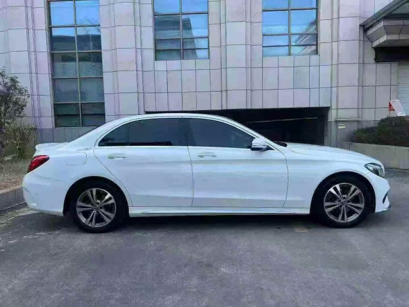 广州17年奔驰C5