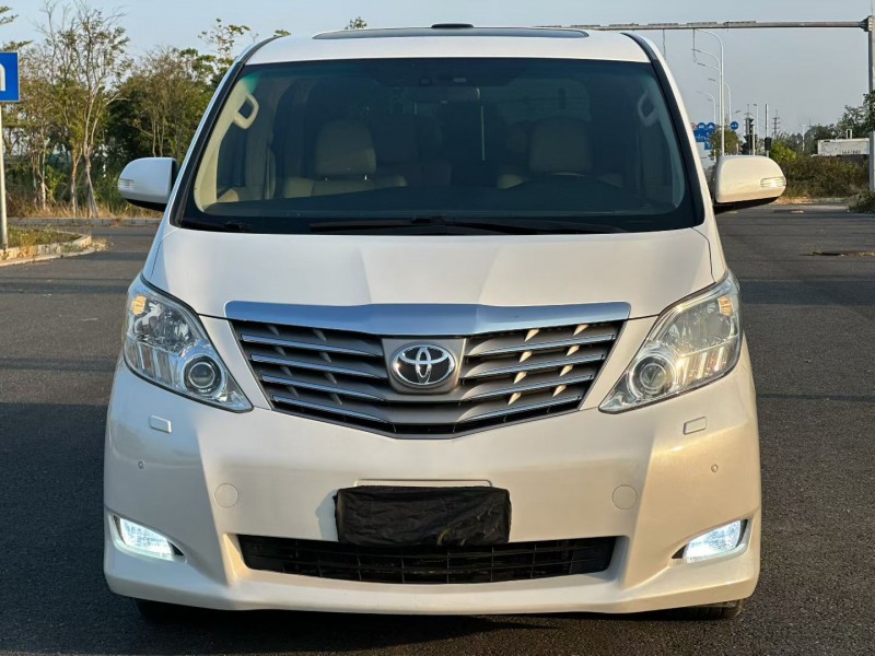 汕头11年丰田埃尔法1