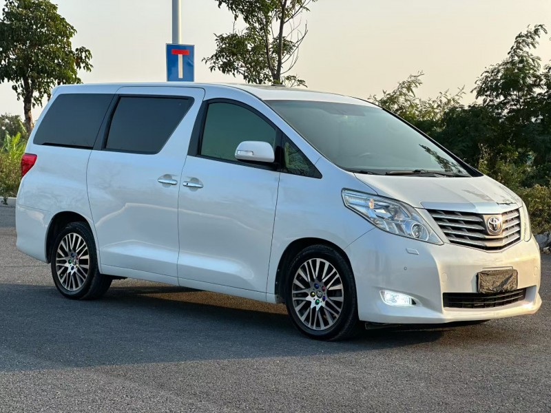 汕头11年丰田埃尔法2