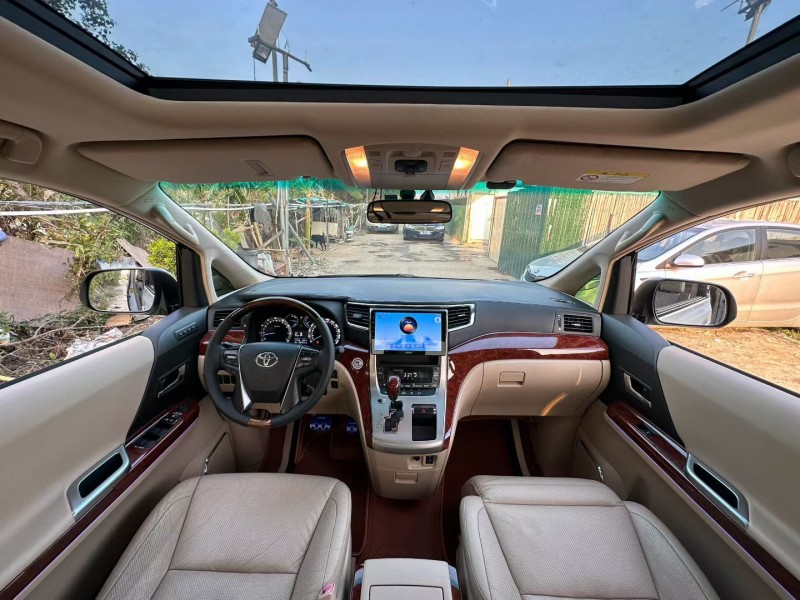 汕头11年丰田埃尔法5