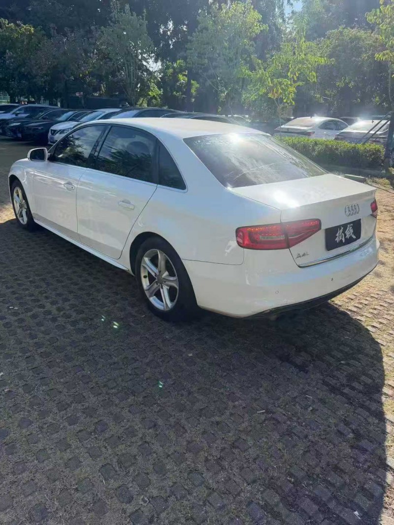 东莞15年奥迪A4L8