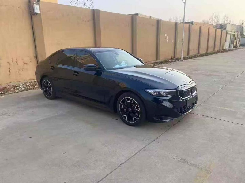 淄博24年宝马I33