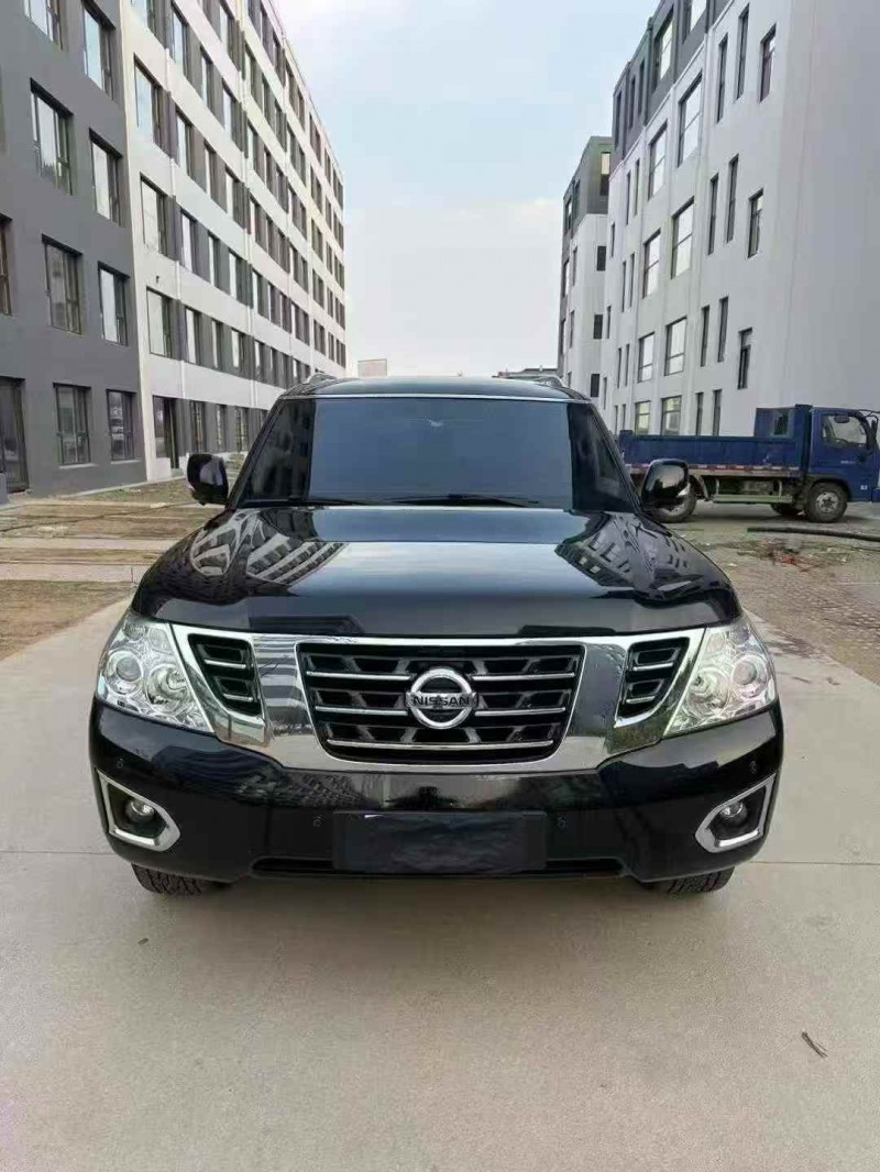 东营19年日产途乐1