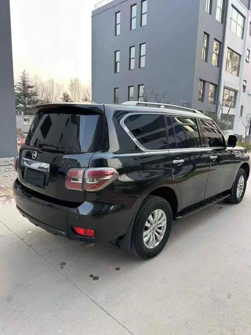 东营19年日产途乐7