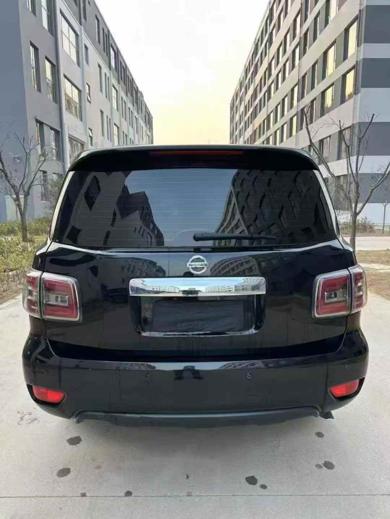 东营19年日产途乐9