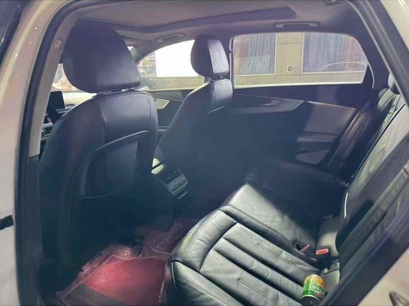 济宁19年奥迪A4L6