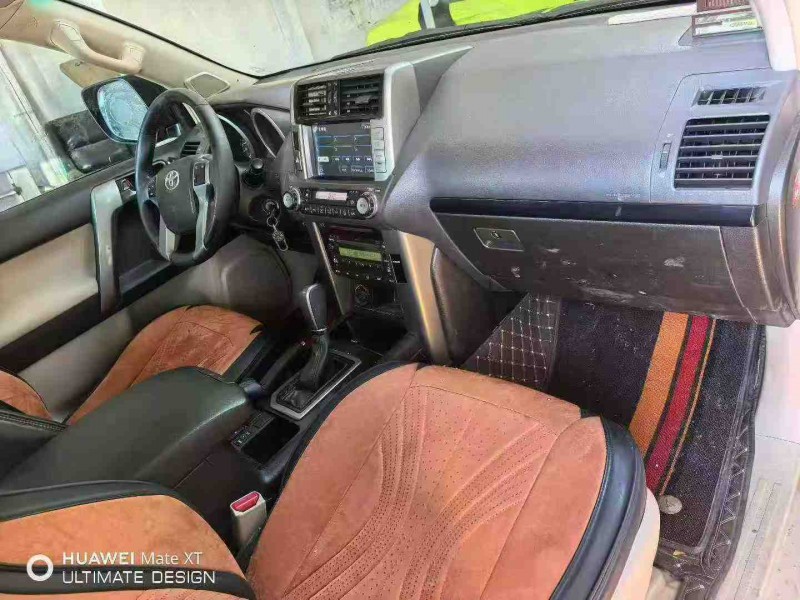 呼和浩特11年丰田普拉多9