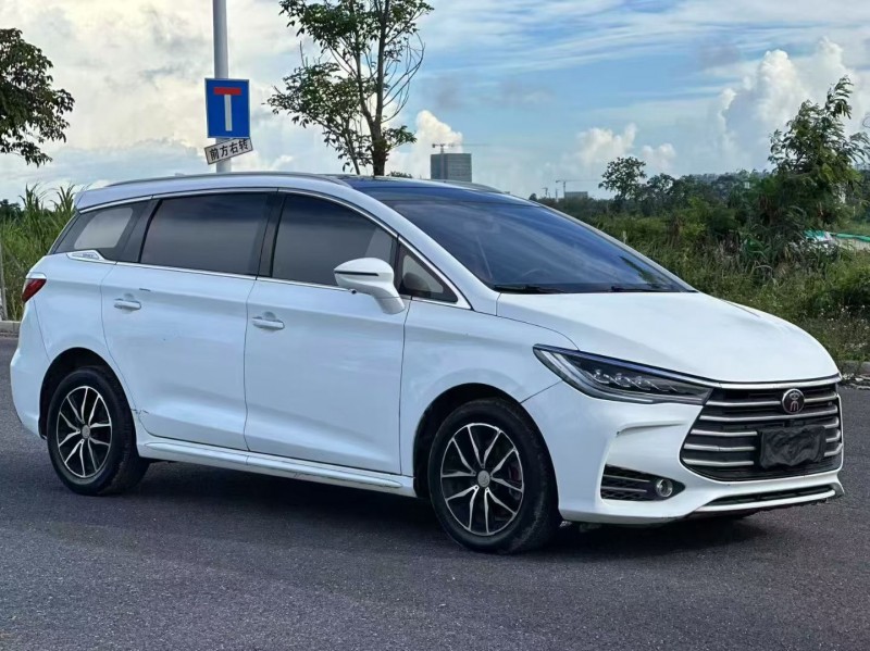 汕头18年比亚迪宋2