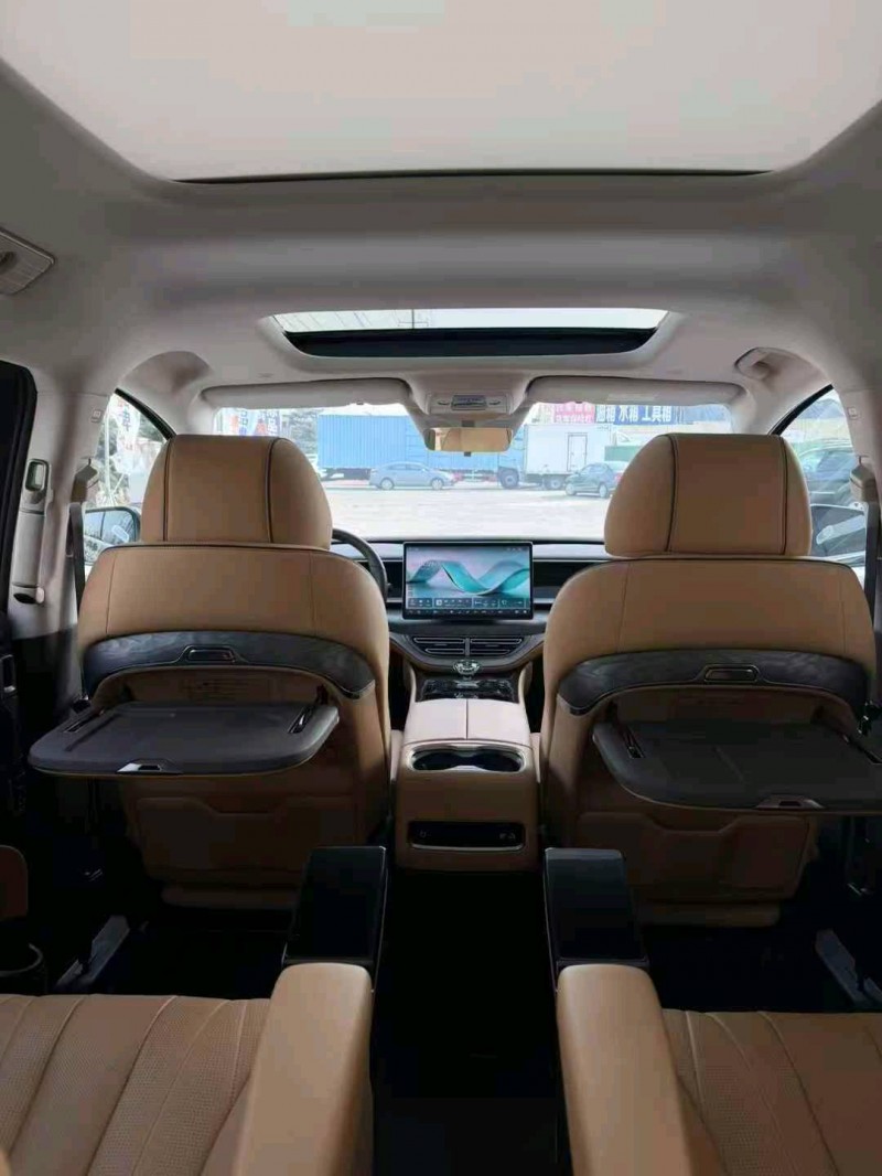 东营25年腾势D96