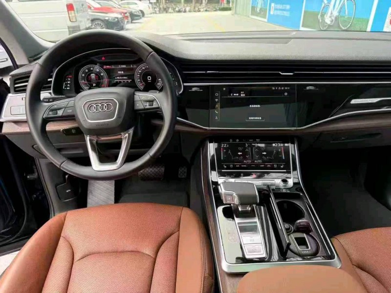 广州21年奥迪Q72