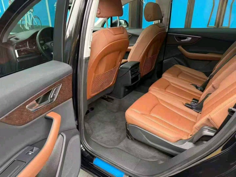 广州21年奥迪Q76