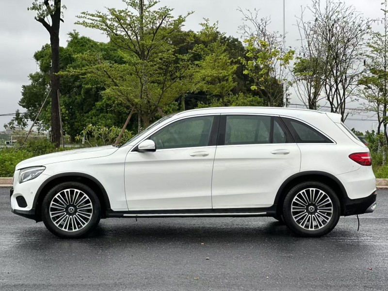 汕头19年奔驰GLC3