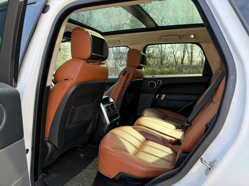 青岛15年路虎揽胜运动5