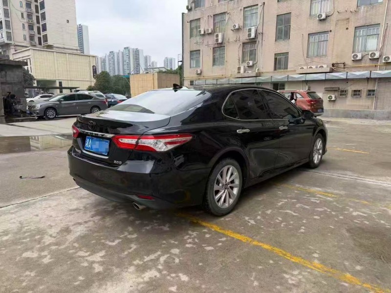 菏泽22年丰田凯美瑞8