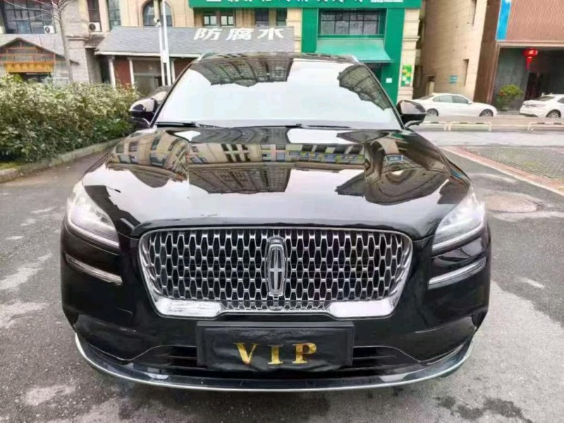 襄阳23年林肯冒险家1