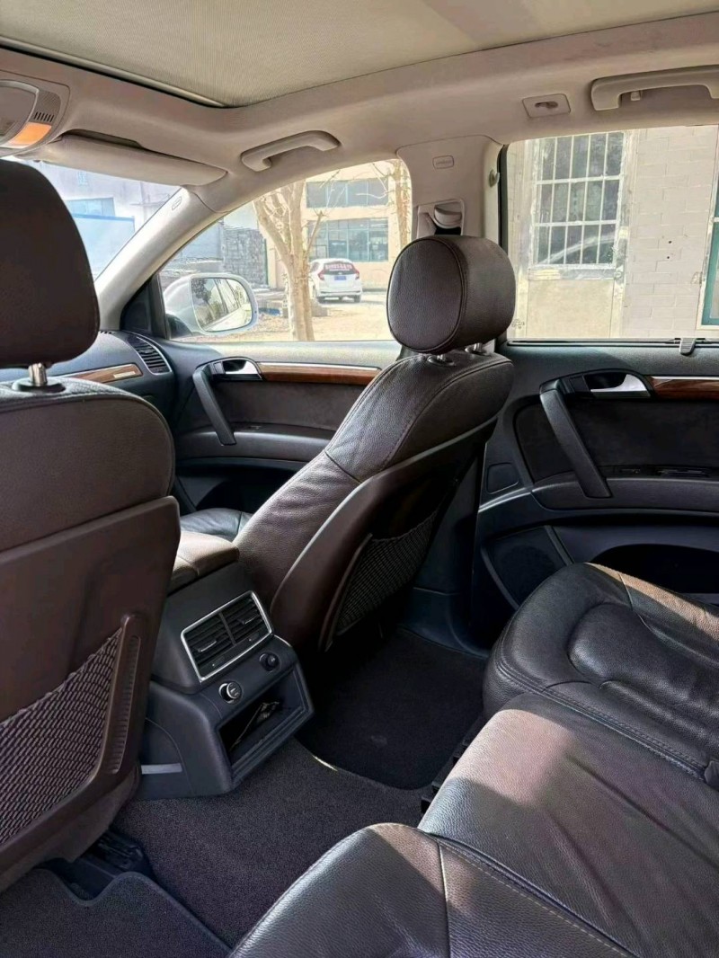 襄阳13年奥迪Q75