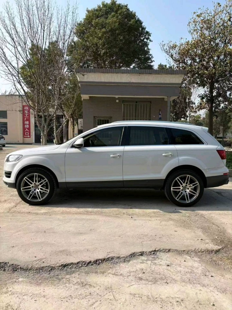 襄阳13年奥迪Q76