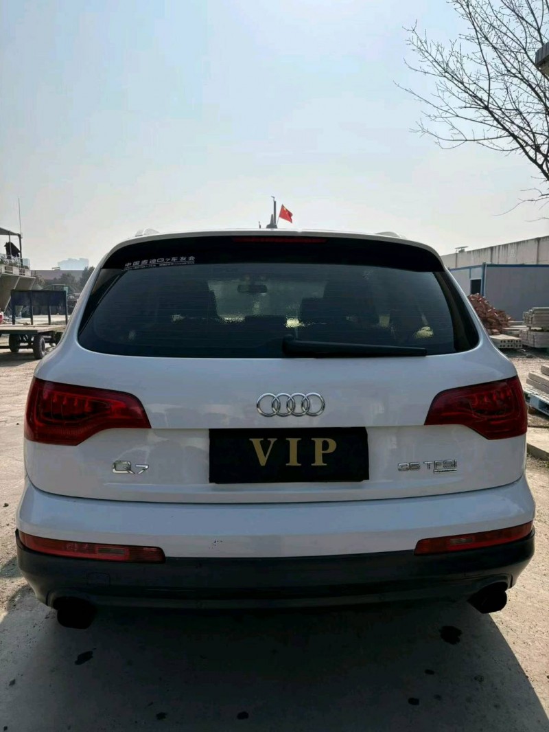 襄阳13年奥迪Q77