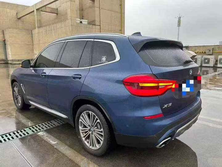 张家界19年宝马X38