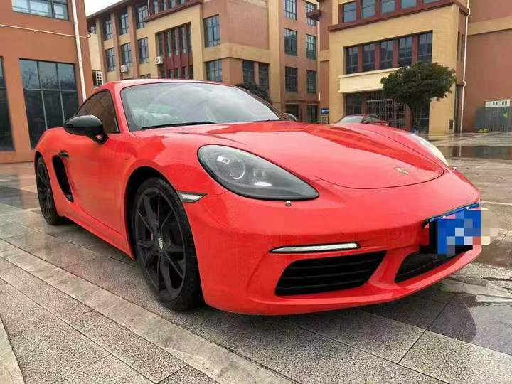 张家界19年保时捷7183