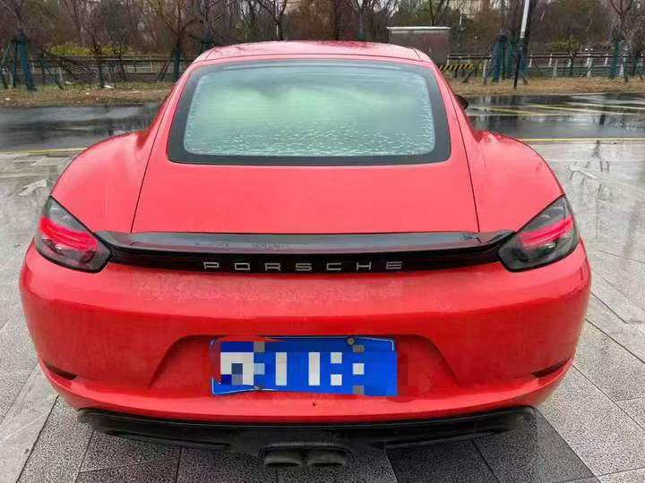 张家界19年保时捷7188