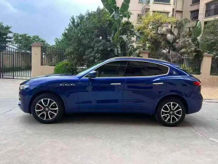 张家界19年玛莎拉蒂Levante3