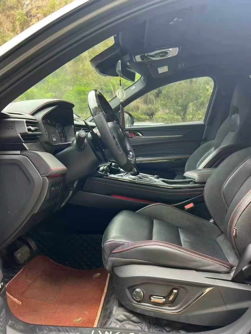 贵阳20年领克058