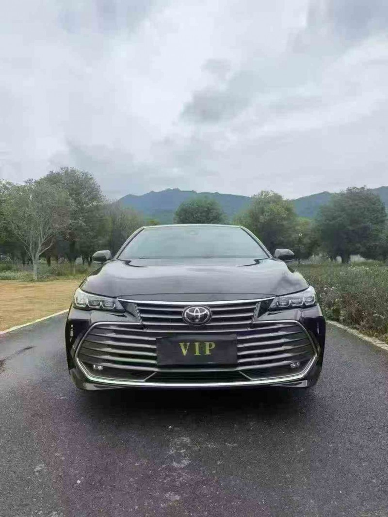 贵港22年丰田亚洲龙1