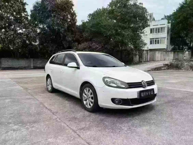 钦州14年大众高尔夫2