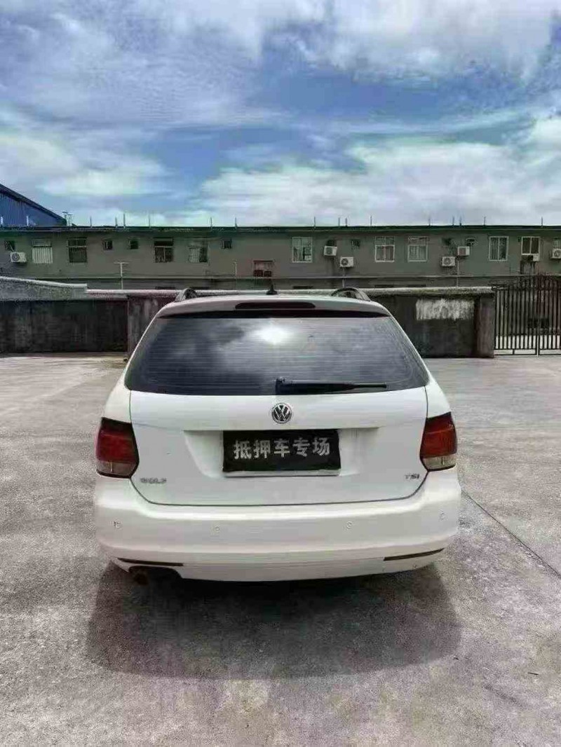 钦州14年大众高尔夫8