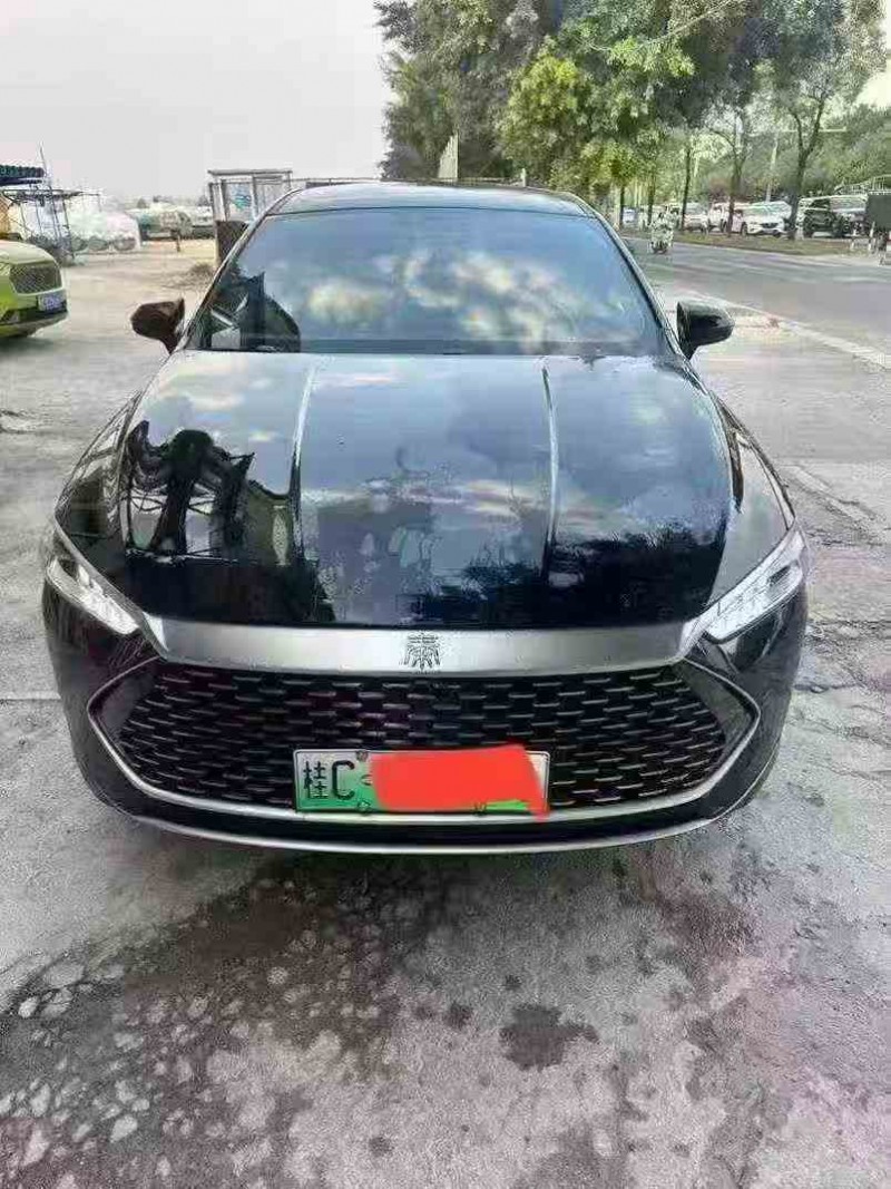 钦州23年比亚迪秦1