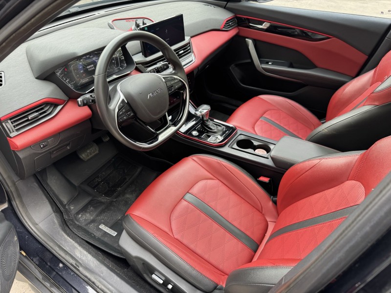 济宁22年东风奕炫7