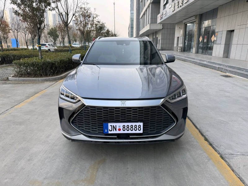 济宁23年比亚迪宋1