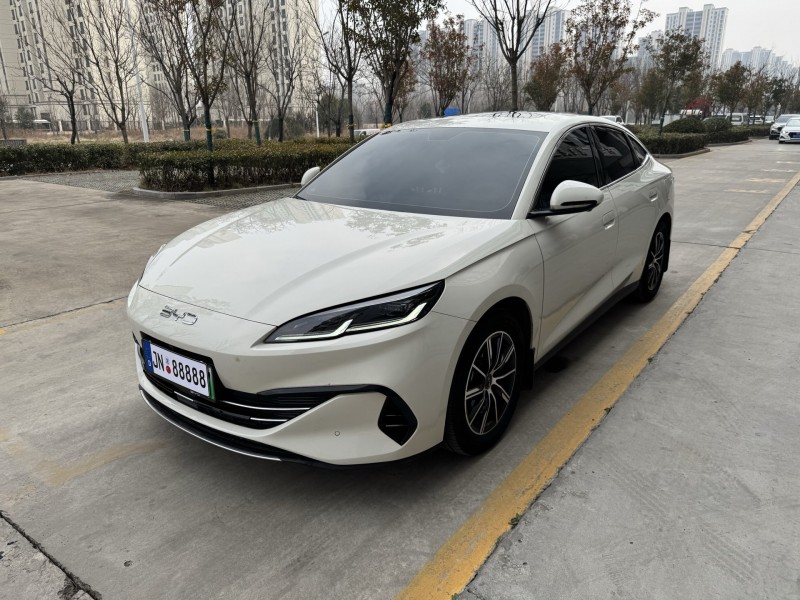 济宁25年比亚迪海豹7