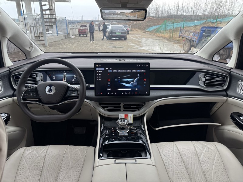 洛阳24年腾势D92