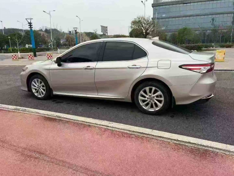 贵港24年丰田凯美瑞8