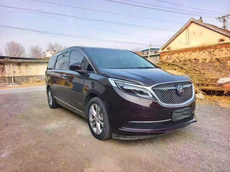 东营18年别克GL82