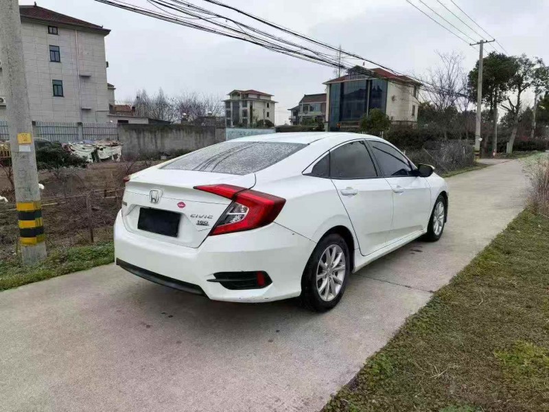 舟山18年本田思域8