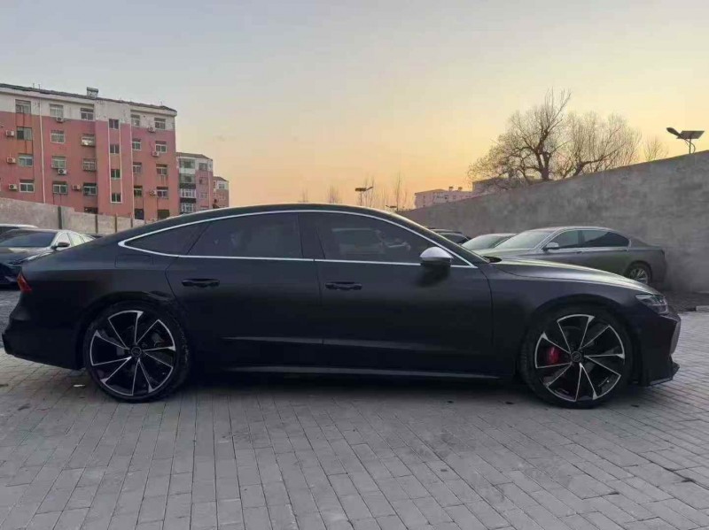 承德21年奥迪A7L8