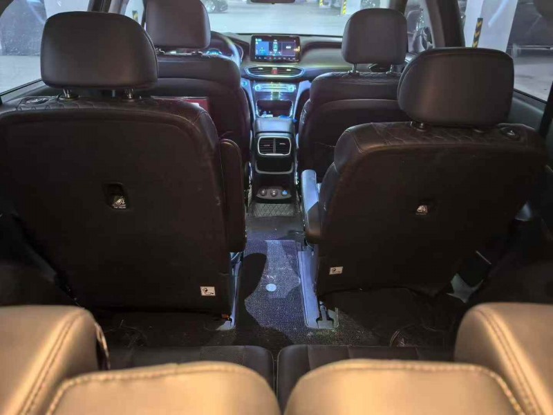 汉中20年现代新胜达4